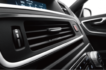 ハザードランプの点灯情報を共有し、事故予防を強化